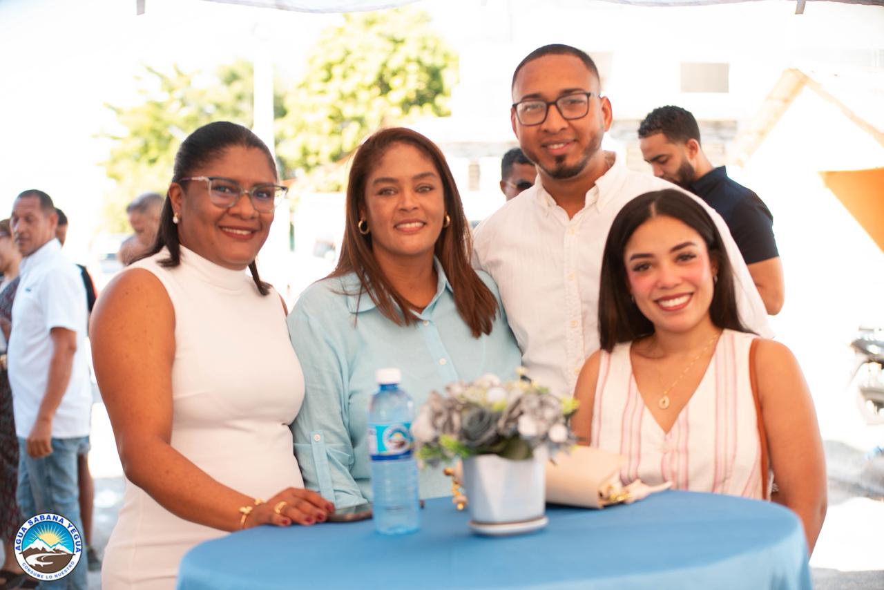 Foto de inauguración Agua Sabana Yegua